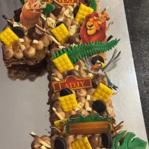 Number cake chiffre 1 au chocolat, décor Roi Lion